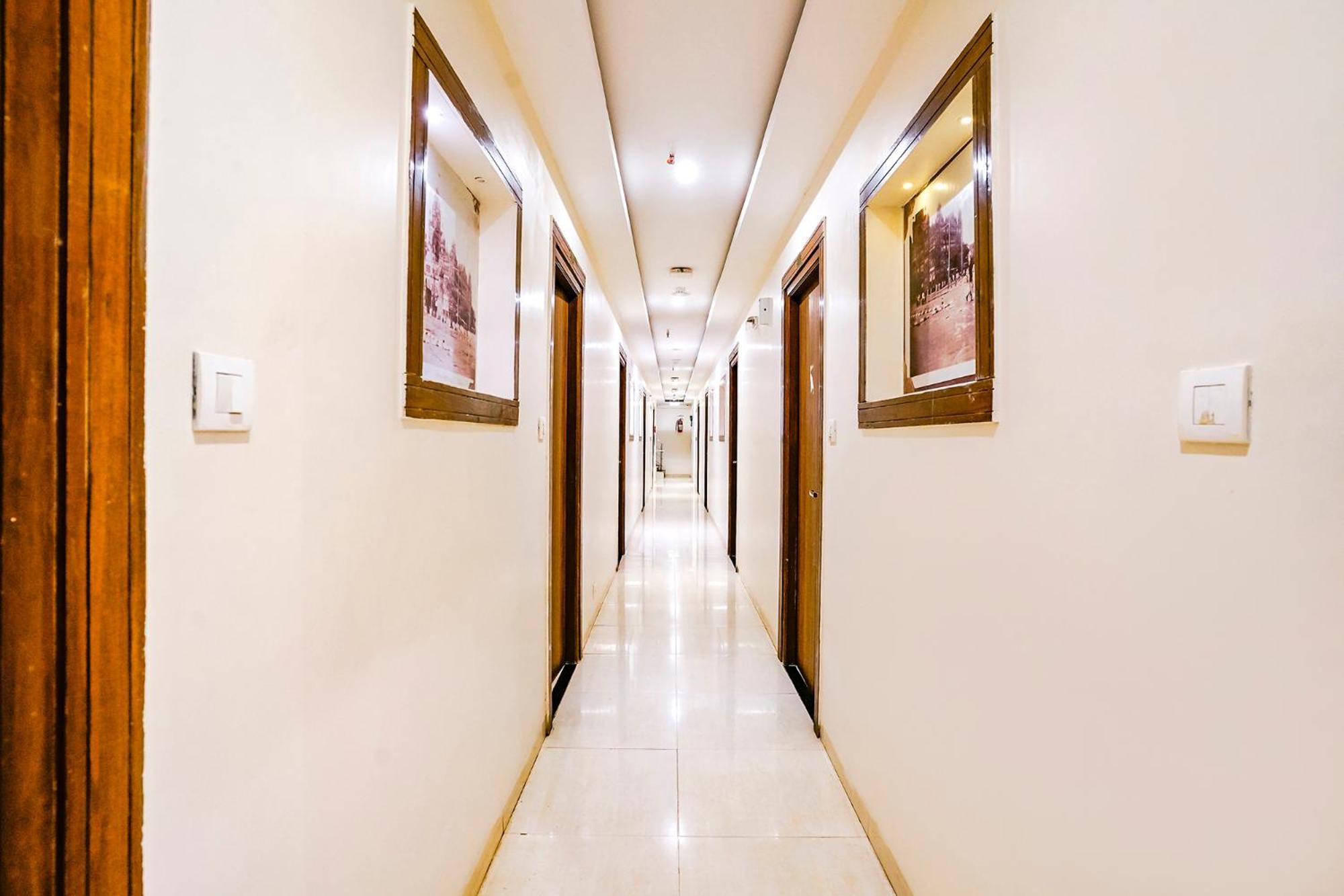 Fabhotel Amber Palace - Nr Fort & Csmt Station Mumbai Exterior foto