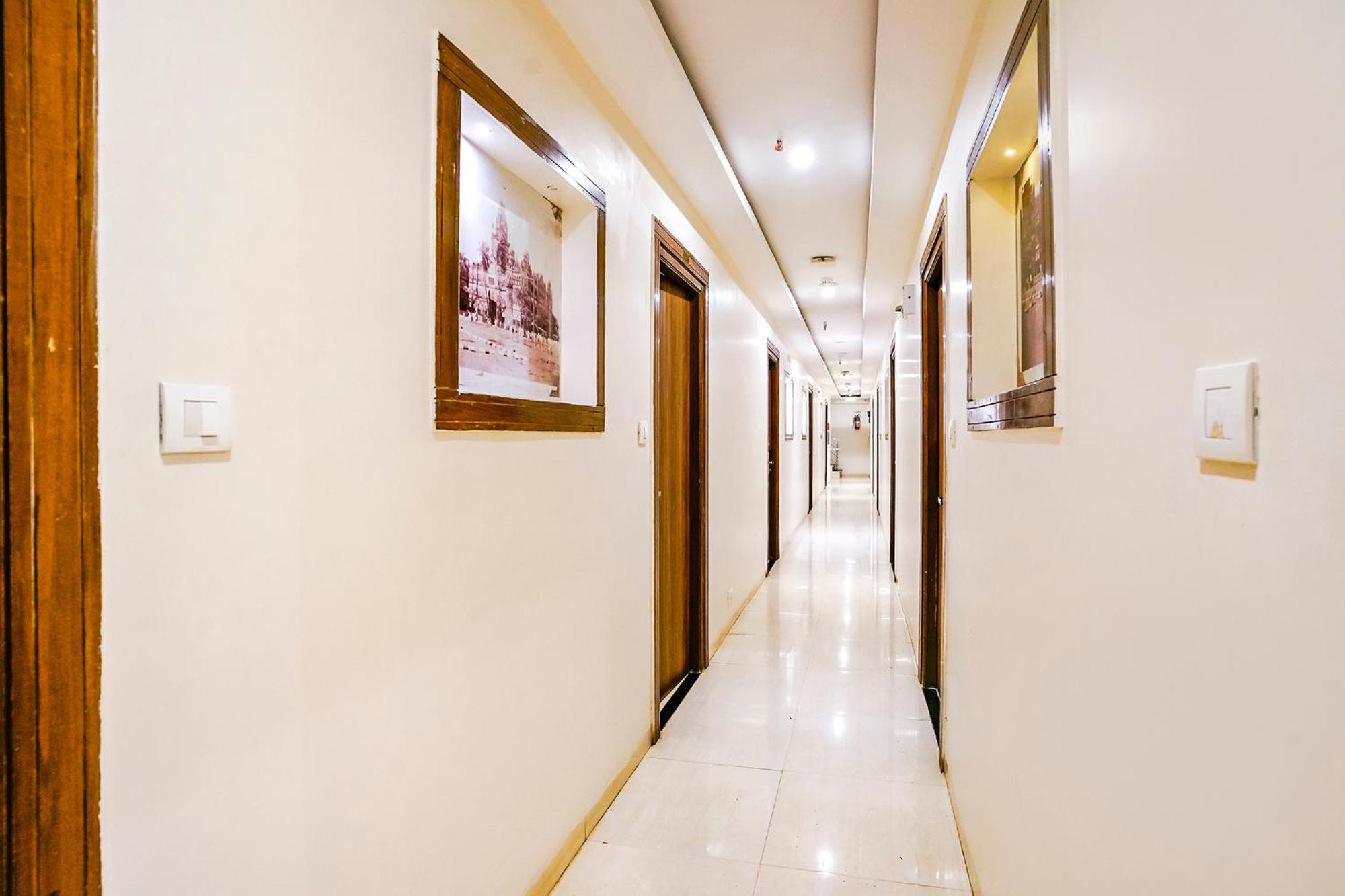 Fabhotel Amber Palace - Nr Fort & Csmt Station Mumbai Exterior foto